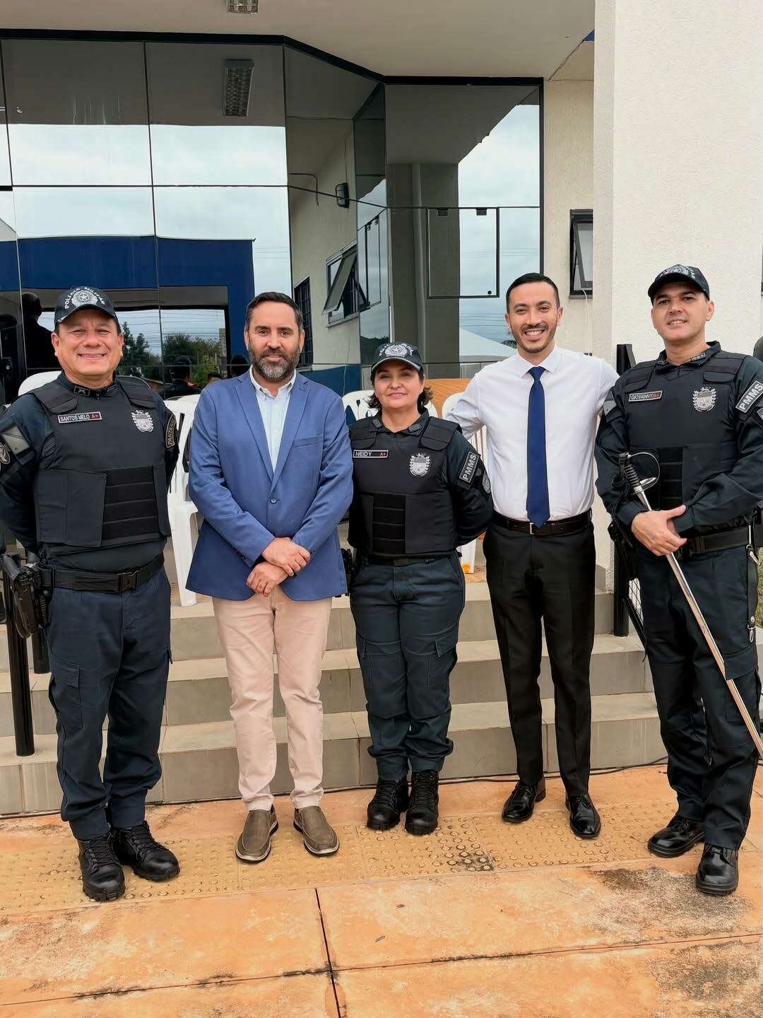 Imagem de compartilhamento para o artigo Prefeitos de Alcinópolis e Pedro Gomes participam de troca de comando da PM, que marca nova fase no norte de MS da MS Todo dia